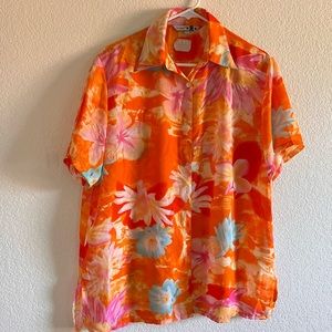 Last Woman tropical colorful vacation sheet button up top